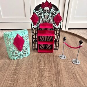 Monster High Frights, Camera, Action! Premiere Party Playset 2013